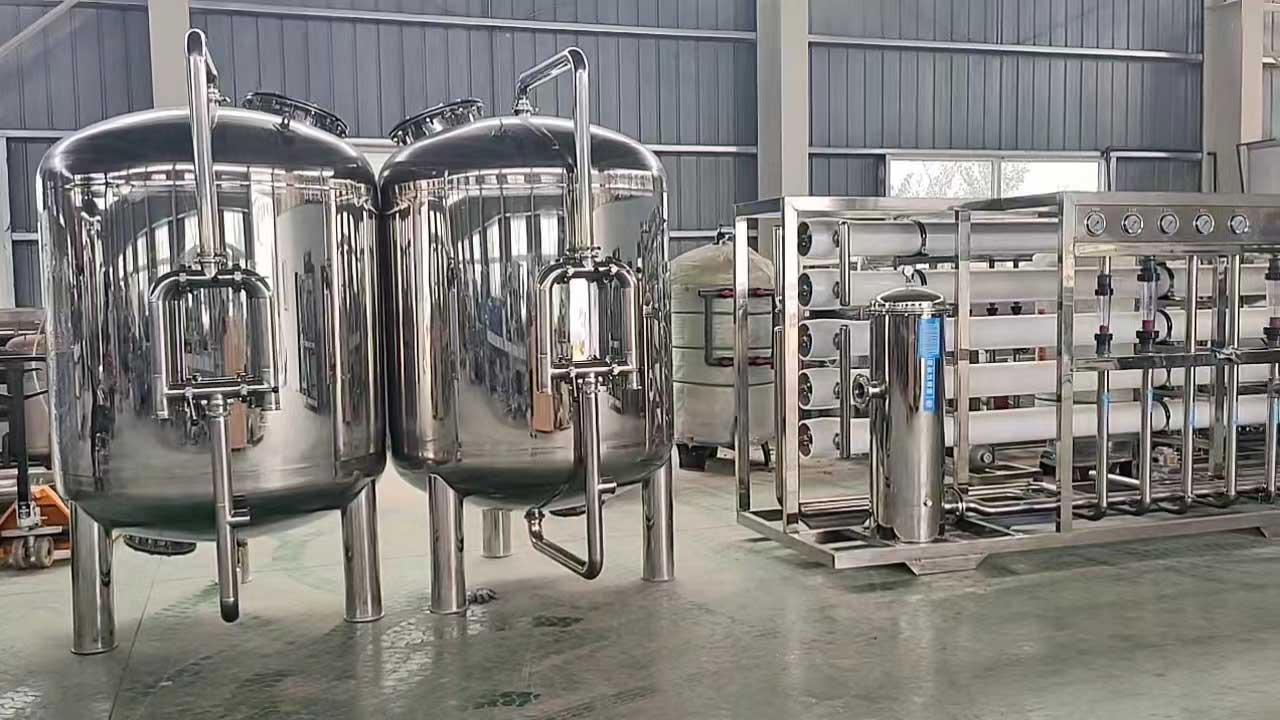 山海关全不锈钢10T双级反渗透设备饮料厂定制